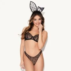 The Icon Bunny Ears -Fashion Clothing Store 27 542314 6918100385889 ICON BUNNY EARS BLACK 4037