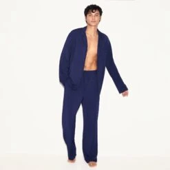 Men's Classic Sleep Set, Navy -Fashion Clothing Store 535821 6875554644065 MENS CLASSIC SLEEP NAVY 5722 60e9437b 8926 4252 bd40 ec179c0b0698
